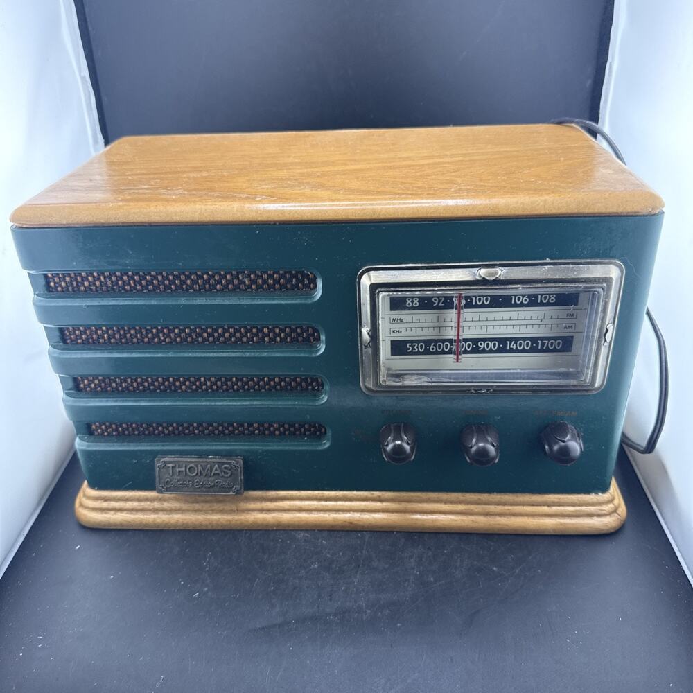 Thomas Collector’s Edition Radio Model 1949 Vintage Style AM/FM Retro Tested